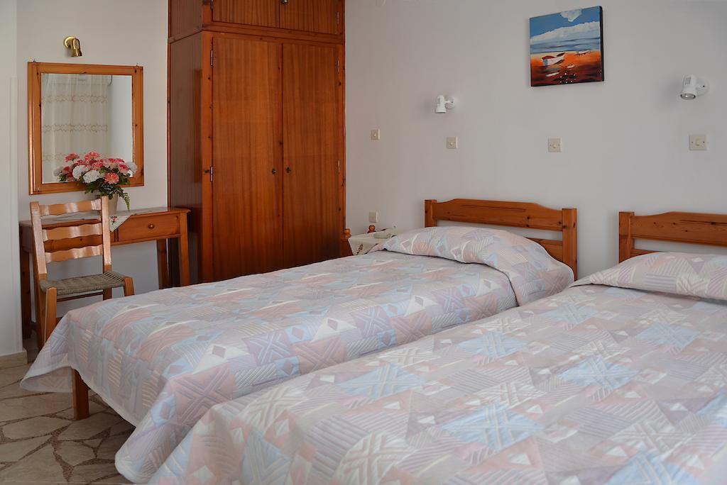 Hotel La Plage Kokkari Esterno foto