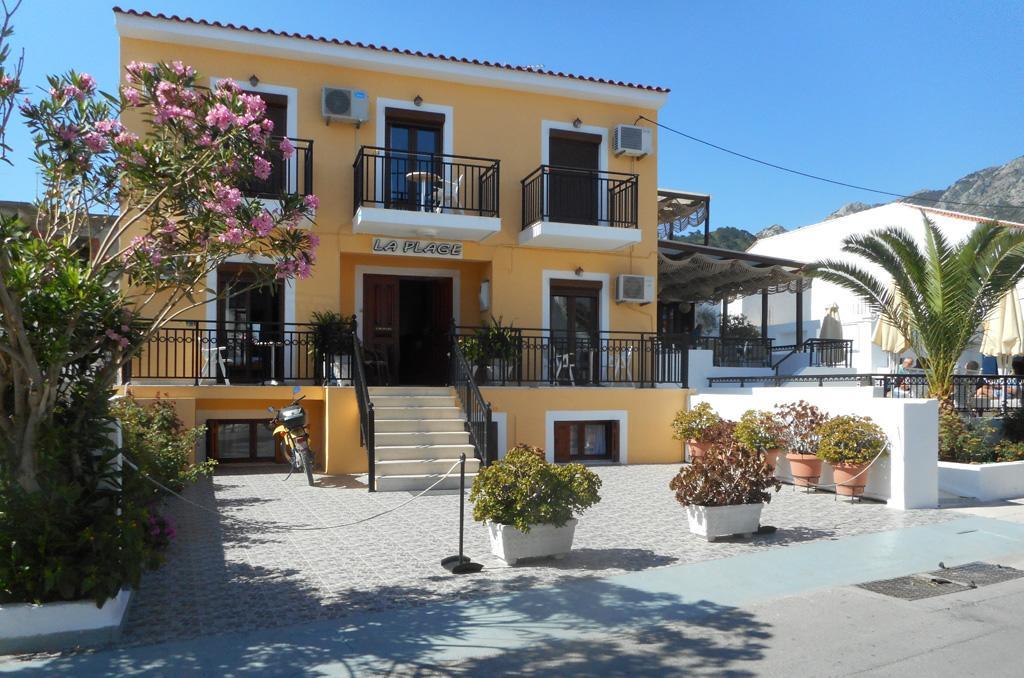 Hotel La Plage Kokkari Esterno foto